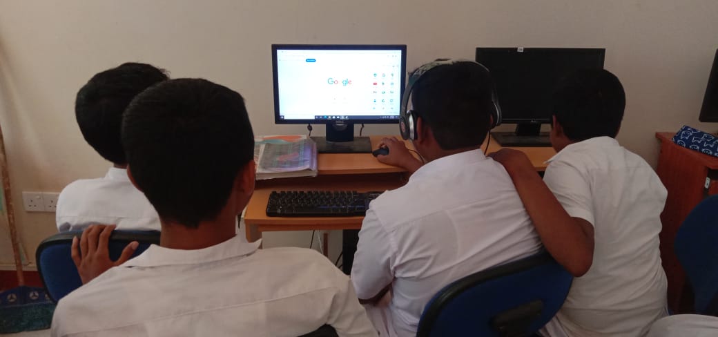 වෙබ් අඩවි සංවර්ධන කණ්ඩායම